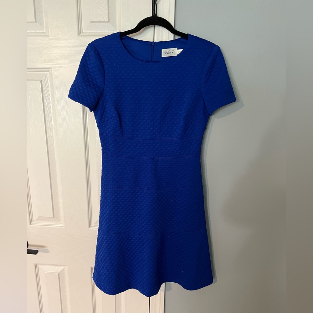Eliza J Royal Blue Short Sleeve Dress Size 6 NWOT